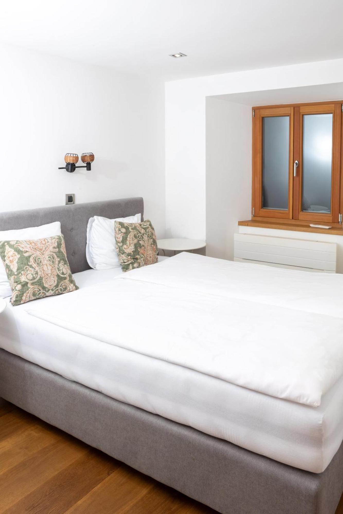 Seahouse Apartments Πιράν Εξωτερικό φωτογραφία